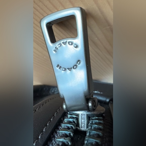 NWT Coach Rogue 20 In Colorblock Regenerative Leather (Pewter/Black) - Picture 10 of 16